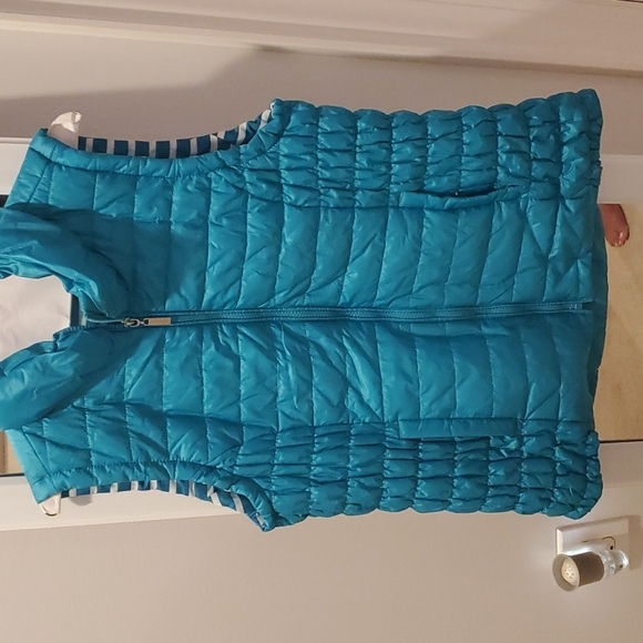 TRIBAL Women's Puffer Vest - Picture 1 of 4